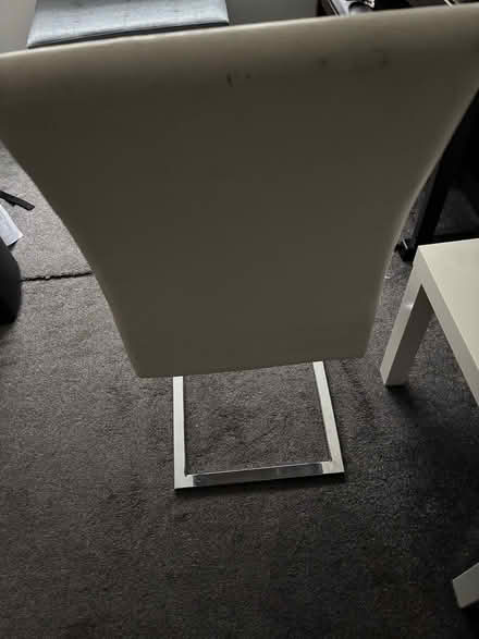 Photo of free White dining table and chairs (L14) #3