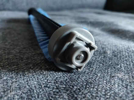 Photo of free Hoover brush component (W5) #4