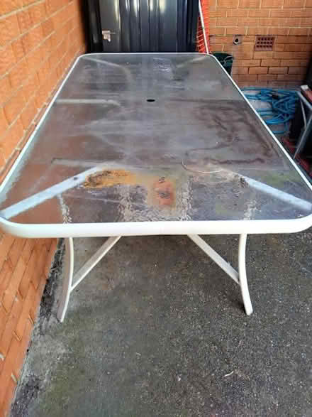 Photo of free large glass topped outdoor table (Whalan. NSW 2770) #3