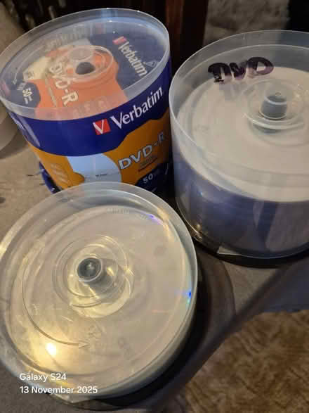 Photo of free Printable blank writable DVD's (FY4 Blackpool) #2