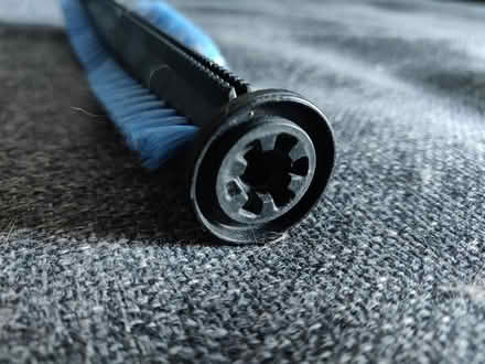 Photo of free Hoover brush component (W5) #3