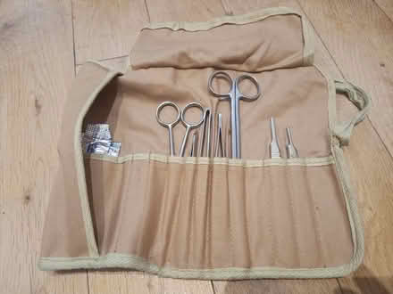 Photo of free Dissection kit (Shandon EH11) #2