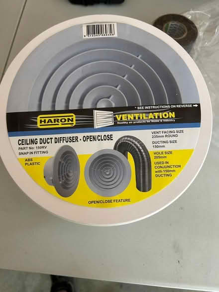 Photo of free white ceiling duct diffuser (aspendale gardens) #1