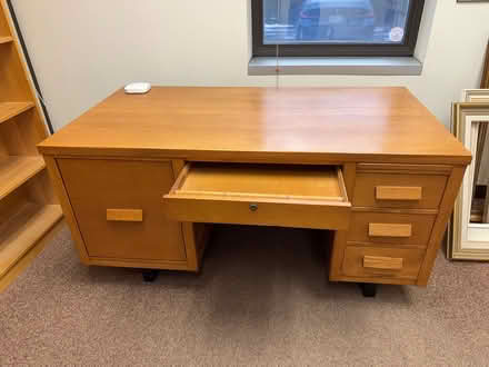 Photo of free Classic office desk (Near Slack and Merivale) #3