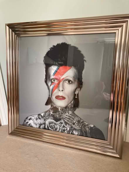 Photo of free David Bowie framed artwork (Nork SM7) #1