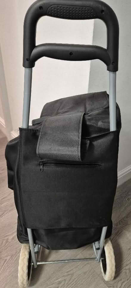 Photo of free Shopping trolley bag (Bedwell SG1) #2