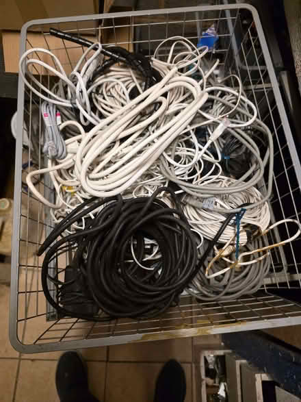 Photo of free Cables (Callowell GL5) #1
