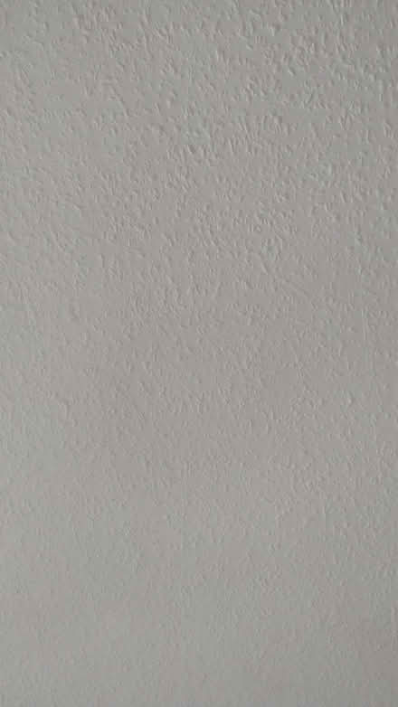 Photo of 2 metres of woodchip wallpaper (Bathwick) #1