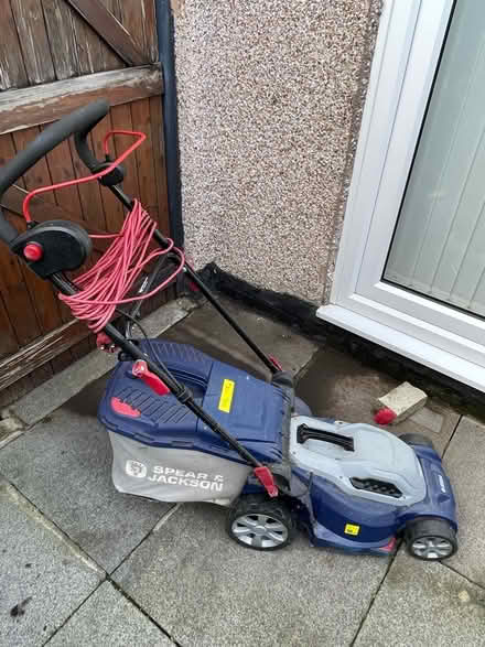 Photo of free Lawnmower (not working/needs repair) (Hale L24) #3
