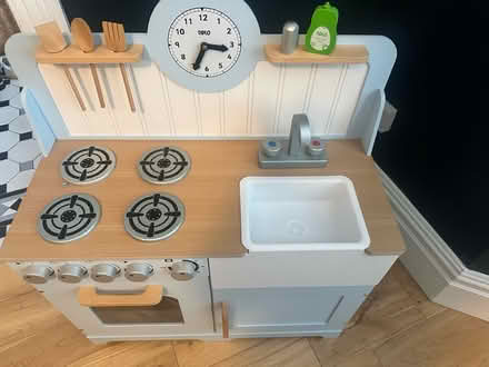Photo of free Play kitchen (Stoneleigh KT17) #4