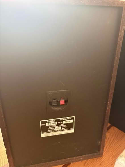 Photo of free Yamaha speakers (Redwood City, Selby/El Camino) #2