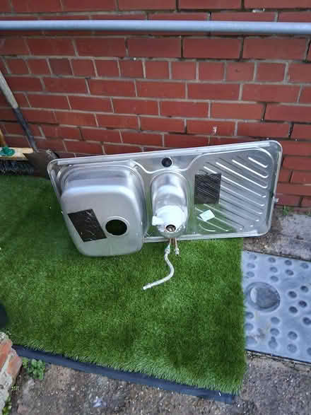 Photo of free Kitchen sink and tap (mansfield woodhouse NG19) #2