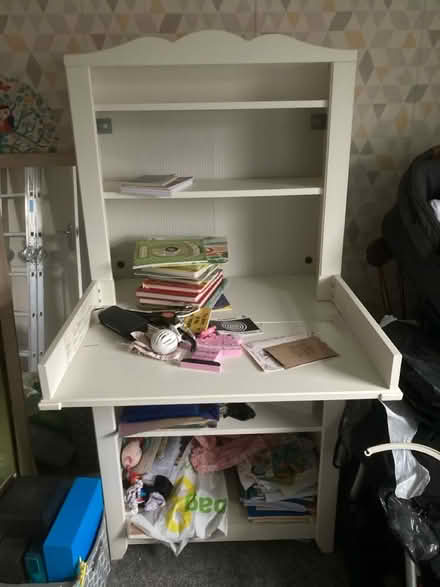 Photo of free Changing table (Farcet) #2