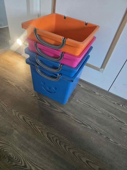 Photo of free Mirrors, box etc (Nunhead SE15) #2