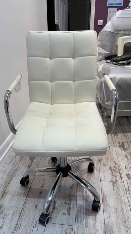 Photo of free Beauty Chair (Ramsgate CT11) #1