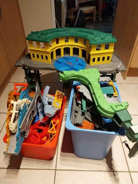 Photo of free Thomas and friends superstation (Calne) #1