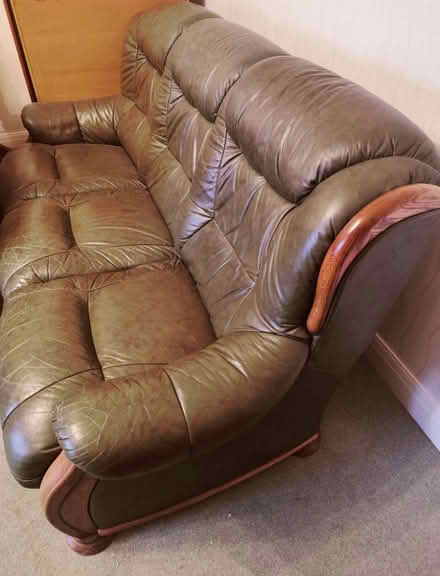 Photo of free Green leather sofa (BR1) #1