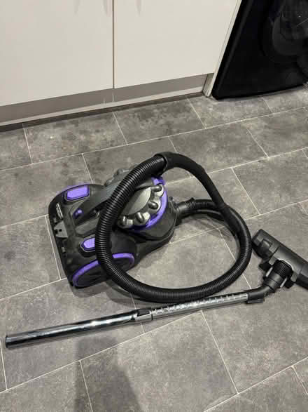 Photo of free Vacuum (SR4 6TH) #3