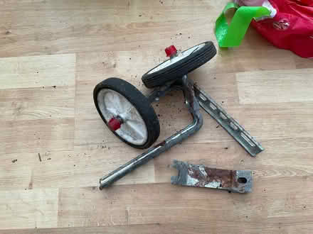 Photo of free stabilisers (Portchester PO16) #1