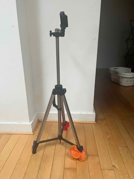 Photo of free Camera tripod (Langley SL3) #2
