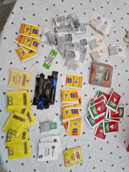 Photo of free A variety of tea & coffee sachets (Ware SG12 0) #1