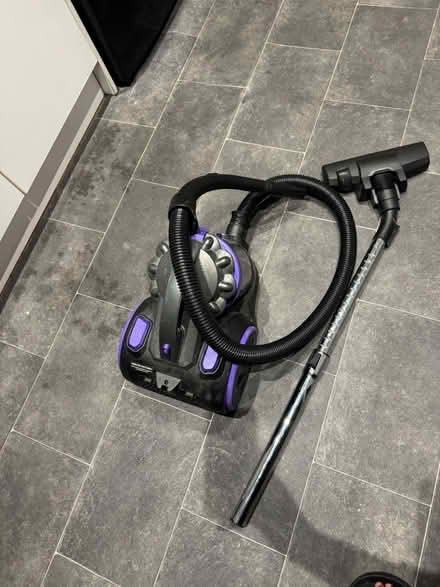 Photo of free Vacuum (SR4 6TH) #2