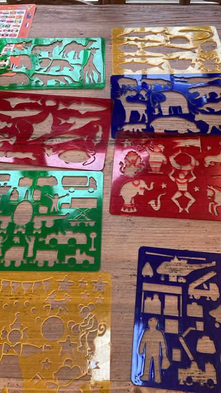 Photo of Looking stencils (Woodley RG6) #1