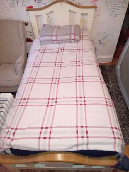 Photo of free Single bed 6ft x 4 (Dublin 4) #1