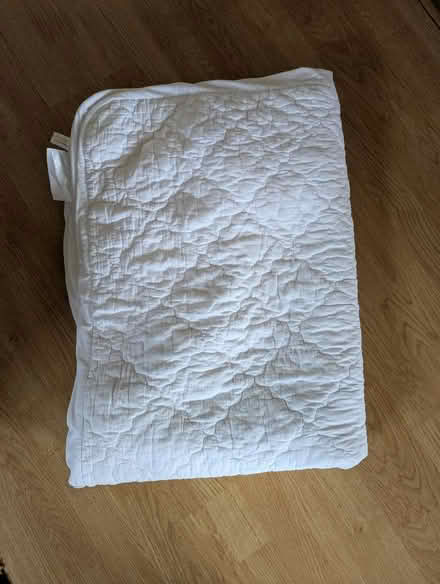 Photo of free Mattress protector, freshly washed,for double bed (Boley Park WS14) #1