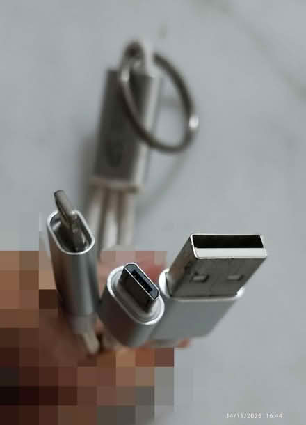 Photo of free Assorted charging cables (Tpy) #2
