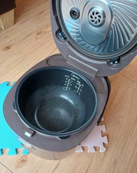 Photo of free Rice Cooker without the power cord (Beaufort Park, NW9) #3