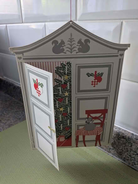 Photo of free Paper Art Hanging Decoration (Beulah Hill SE19) #1