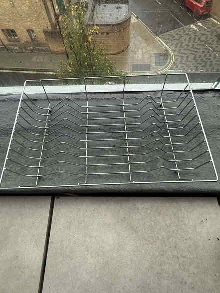 Photo of free One plate rack, two umbrellas (Borough SE1) #2