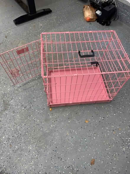 Photo of free Dog Crate (82 Hovey St Watertown MA) #1