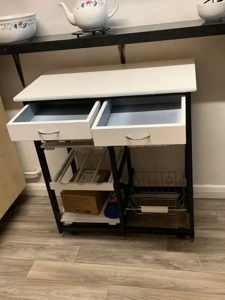 Photo of free Small unit (Bracknell Forest RG42) #2