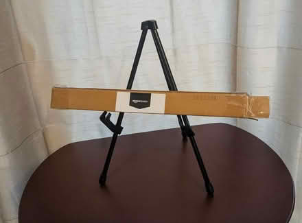 Photo of free AMZ Basics Tabletop Instant Easel (Fanwood) #1