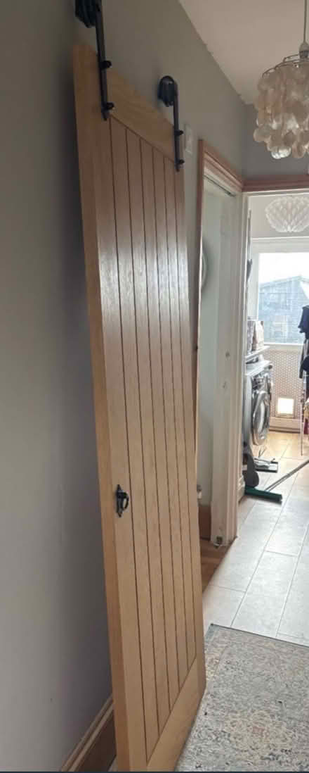 Photo of free Oak veneer sliding door (CB21) #2
