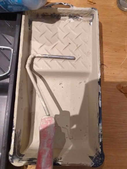 Photo of free Decorator paint trays, rollers and one refill (Stow-on-the-Wold GL54) #2