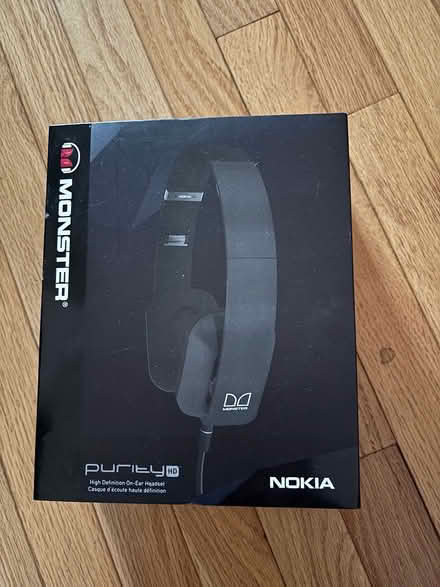 Photo of free Nokia On Ear Headphones (Cambridgeport) #1