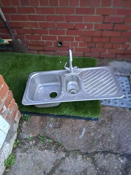 Photo of free Kitchen sink and tap (mansfield woodhouse NG19) #1