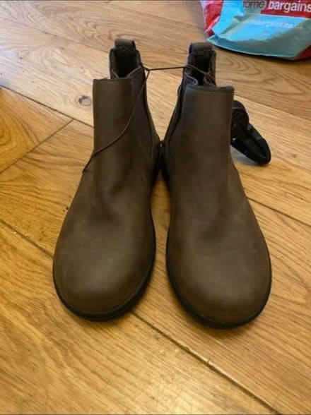 Photo of free Kids Chelsea Style Boots (Cheshunt En8) #1