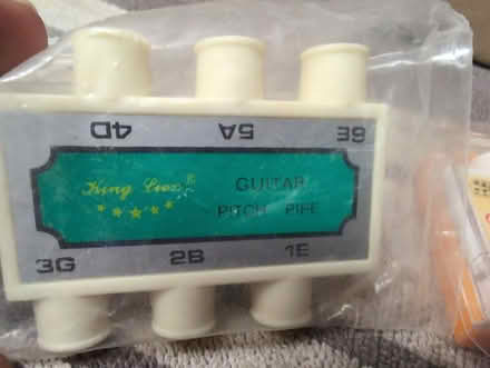 Photo of free Nylon guitar strings (Heaton Norris SK4) #2