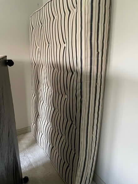 Photo of free Divan double bed with mattress (Hollybrook SO16) #2