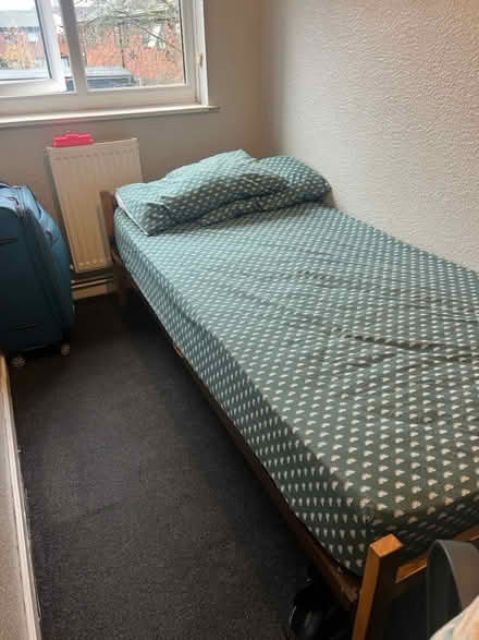 Photo of free Single bed with mirror (Salford M5) #3
