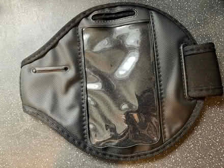 Photo of free Fitness mobile phone holder (ME1) #1