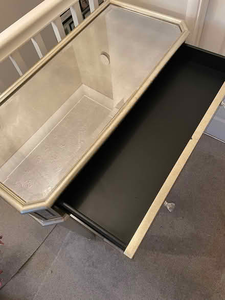 Photo of free Dressing table (Chelmer Village) #3