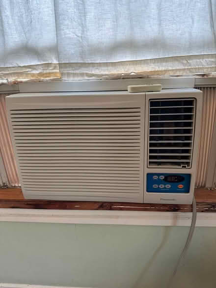 Photo of free Room AC for plan ahead types (NE Portland) #1