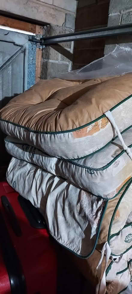 Photo of free Swing cushion seat (S10 Endcliffe Vale) #3