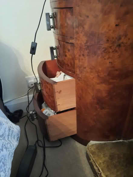 Photo of free Veneered 1930's dressing table (Potters Bar, EN6) #2