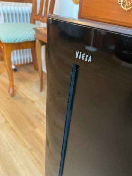 Photo of free TV Panasonic 36 inches (Leamington Spa CV32) #3